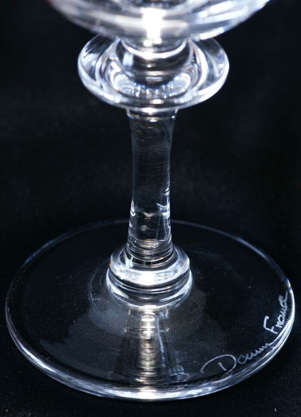 10 Verres &agrave; vin Daum France en cristal &Oslash;6,8cm - Mod&egrave;le Saumu 