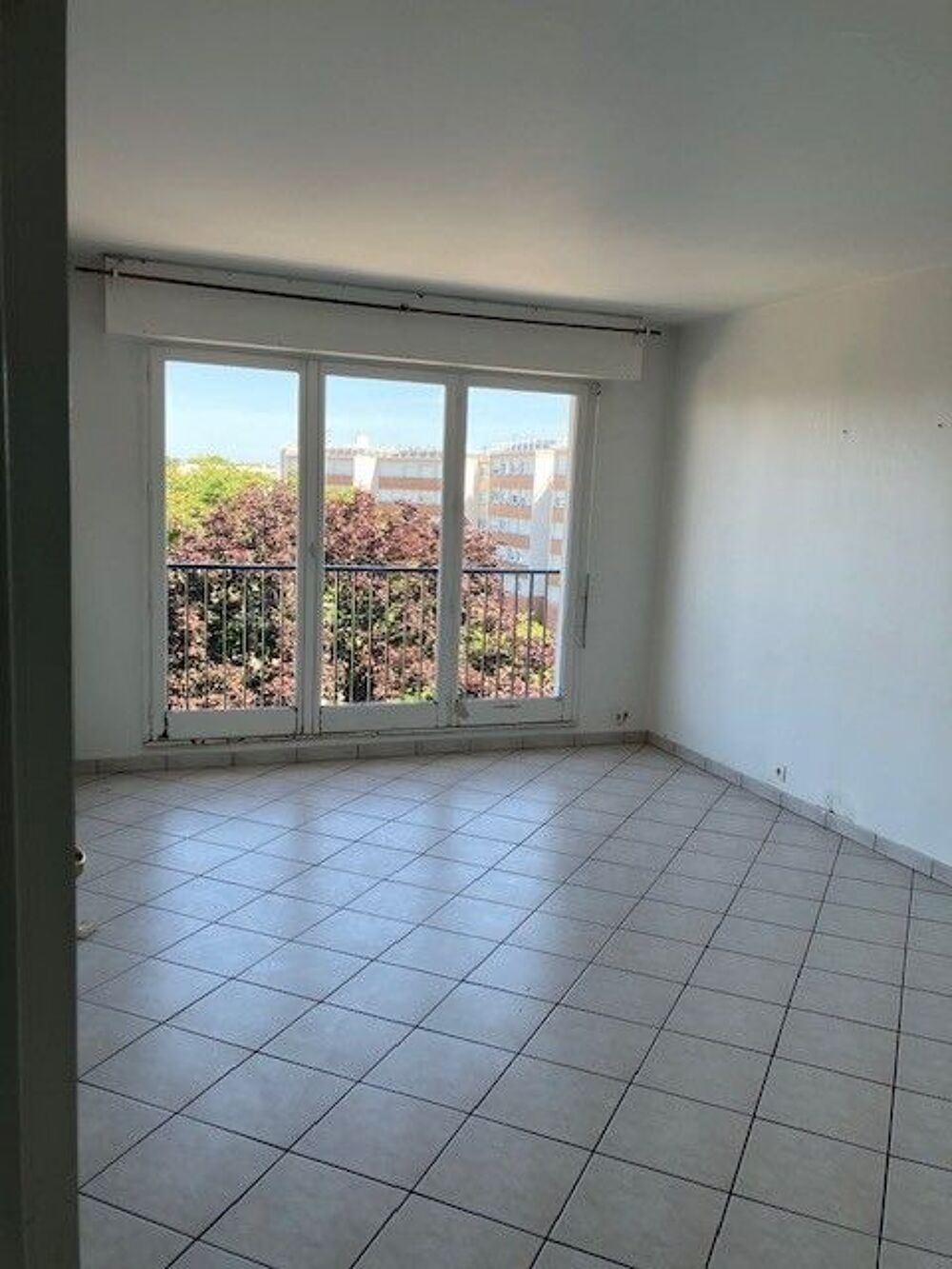 Vente Appartement BEZONS - 2 PIÈCES DE 50 m² AVEC TERRASSE, PARKING ET Bezons
