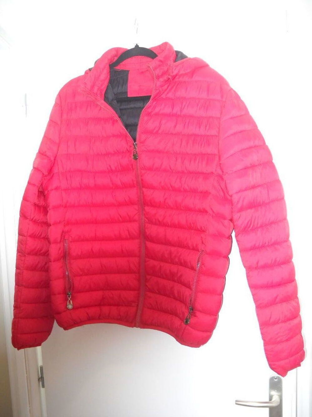 anorak rouge Taille 44 Vêtements