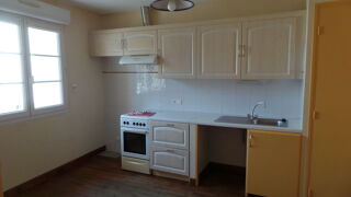  Appartement à louer 2 pièces 30 m² Rieux-minervois