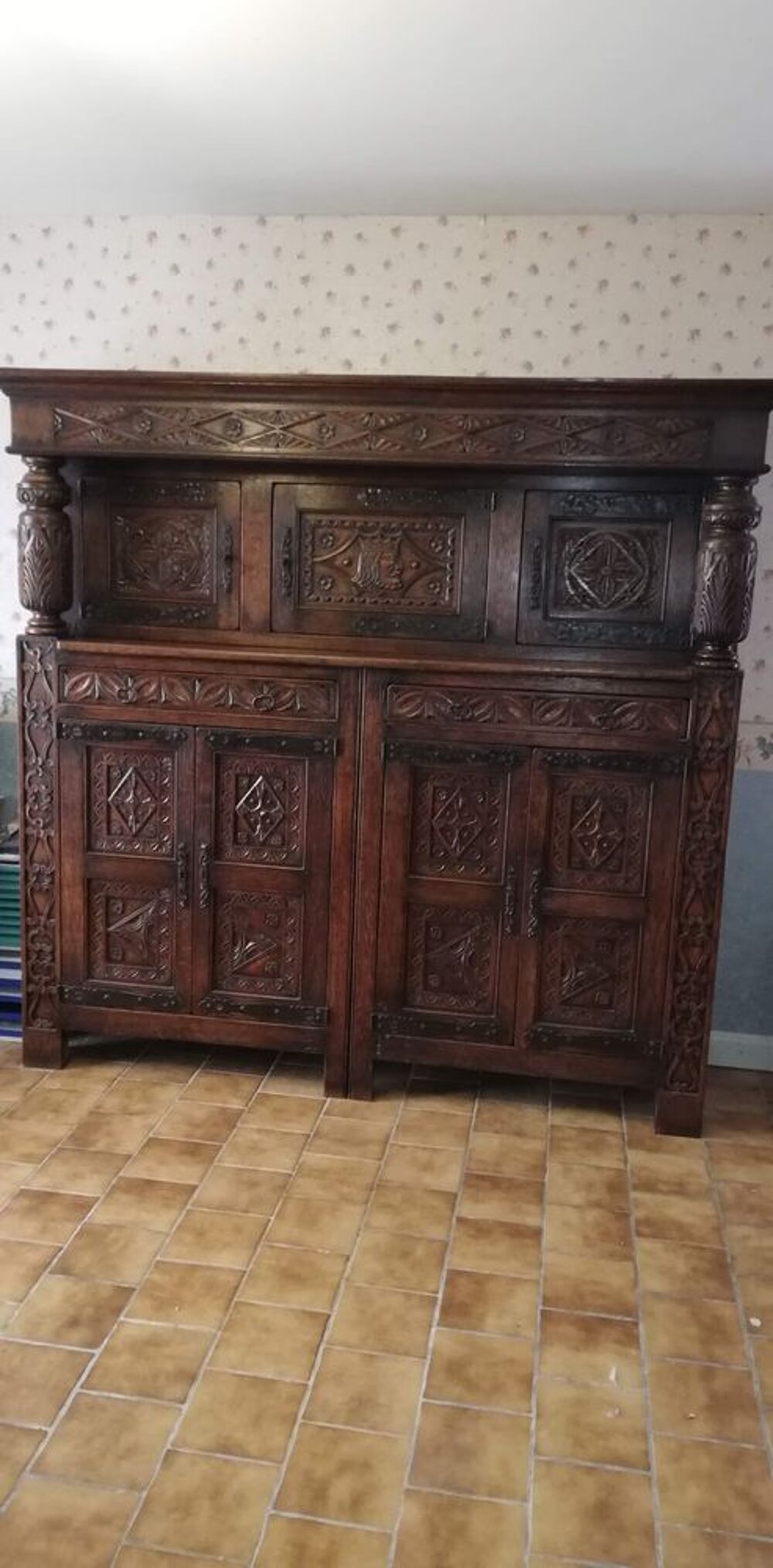SALLE A MANGER Meubles