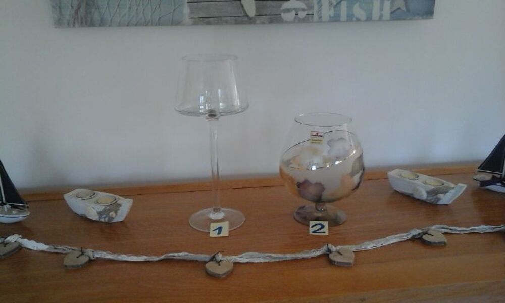 Vases en forme de verres
Décoration