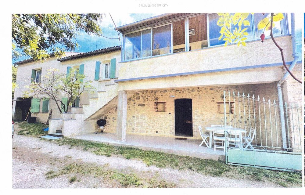 Maison 8 pièces 161 m² · à Allègre-les-Fumades · 161 m² · 237 000 €