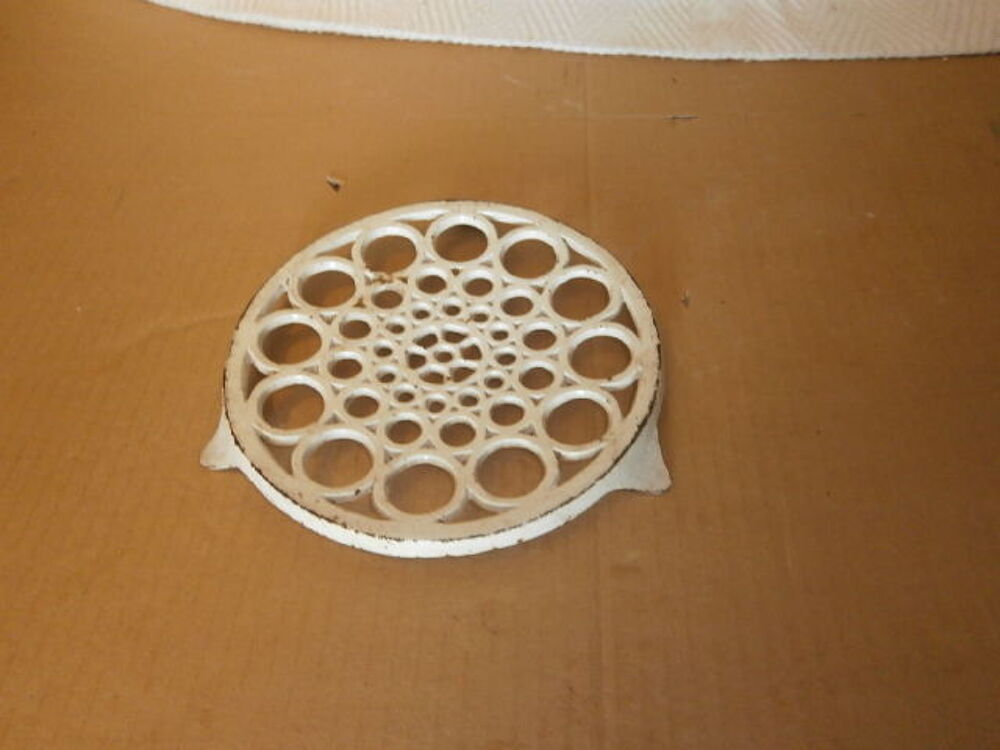 
Dessous de plat en fonte blanche Cuisine