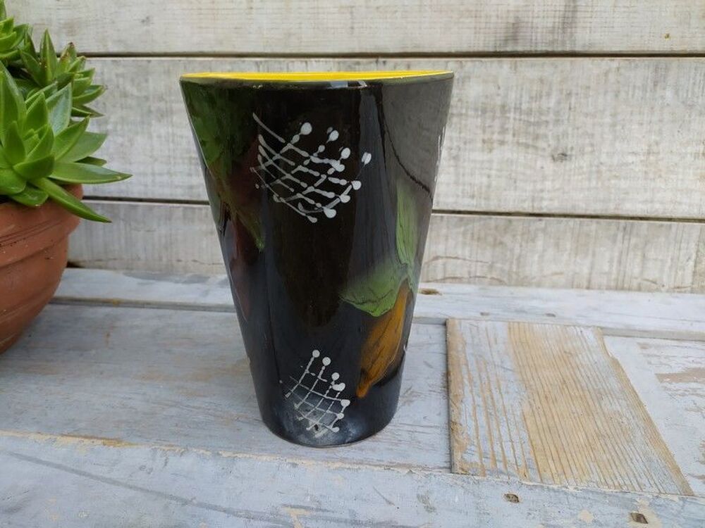 Vase C&eacute;ramique Vintage Po&euml;t-Laval &Eacute;maill&eacute; Sign&eacute; M
Décoration