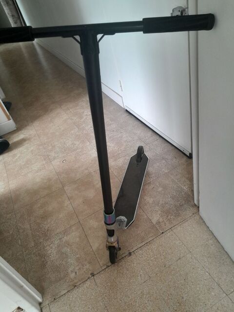 Trotinette freestyle MF450 en bon tat 90 Carnoux-en-Provence (13)