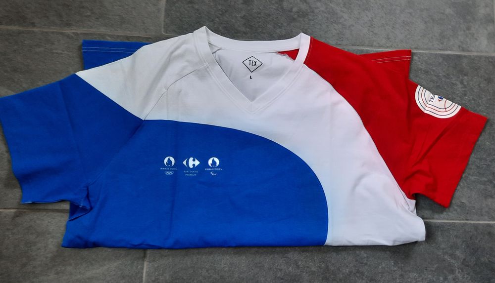  Tee shirt J.O 2024 - sports football &eacute;quipe de France neuf Sports