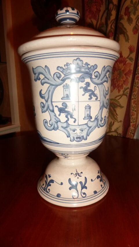 POT A PHARMACIE 25 Ermont (95)