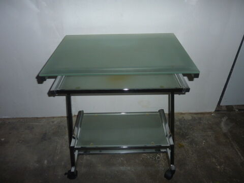 Table pour ordinateur 28 Pont-Saint-Vincent (54)