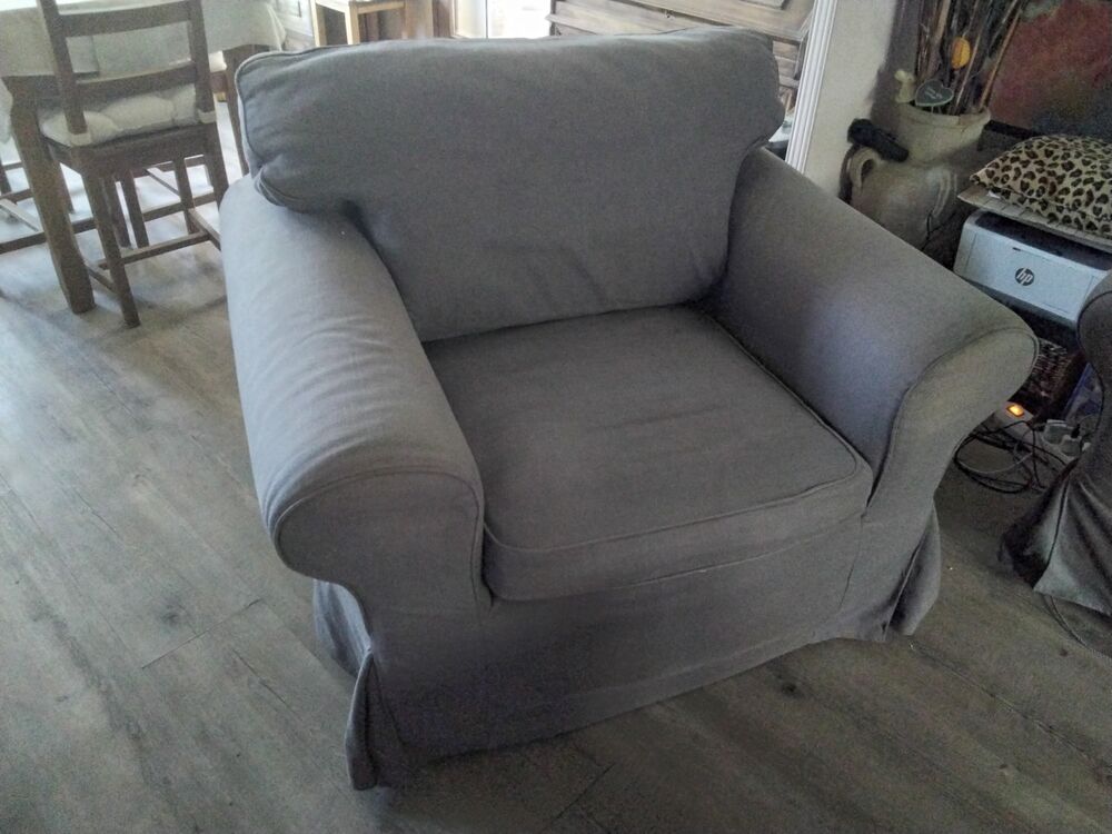 canap&eacute; + fauteuil Ik&eacute;a gris Meubles