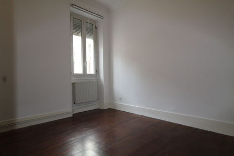  Appartement � louer 3 pi�ces 77 m�