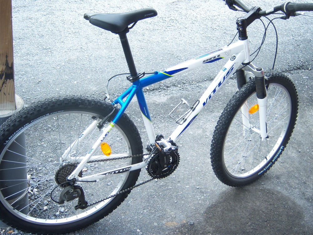 V T T VITUS 26 pouces Vélos