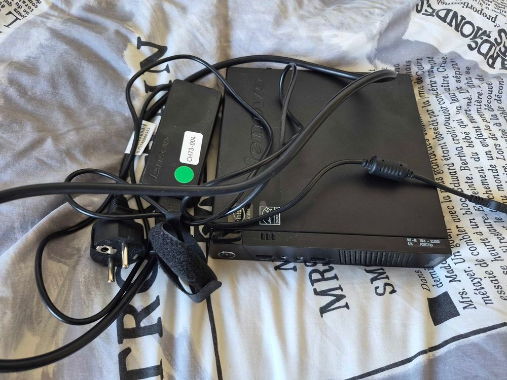pc m73 Lenovo thinkcenter avec 4go de ram et 320 go de hdd Matériel informatique