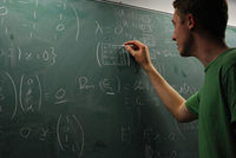   Prof Agrégé de Maths pour PRÉPAS 