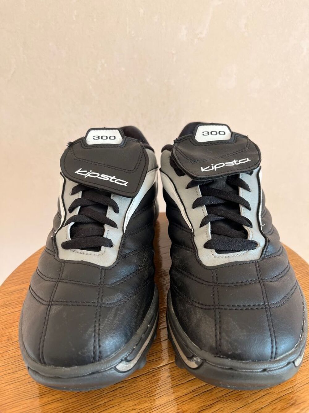 Homme, Chaussures KIPSTA 300, crampons, P.42, Bon &eacute;tat Chaussures