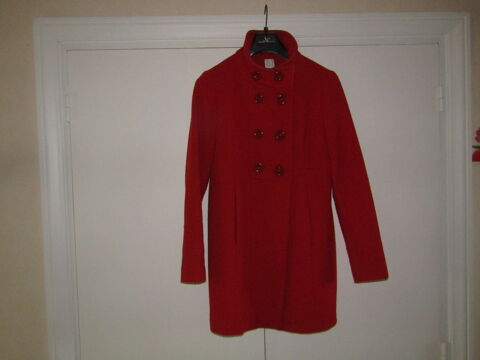 Veste rouge style mode. 15 Villerest (42)