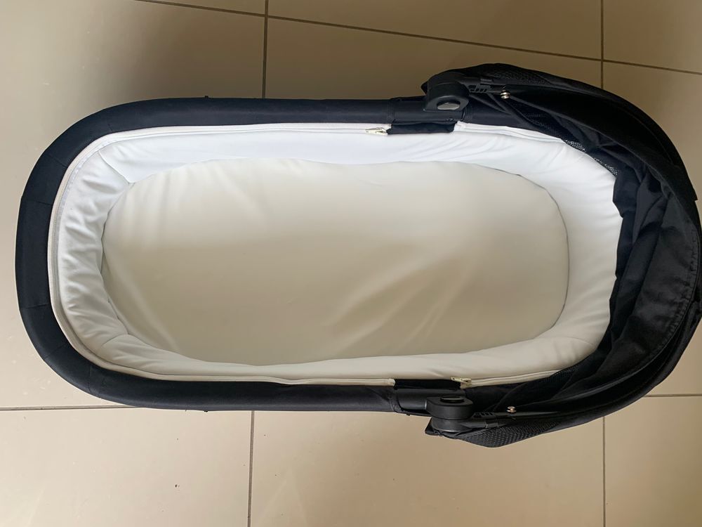 Nacelle CYBEX Gold Cot Magic Black - impeccable Puériculture