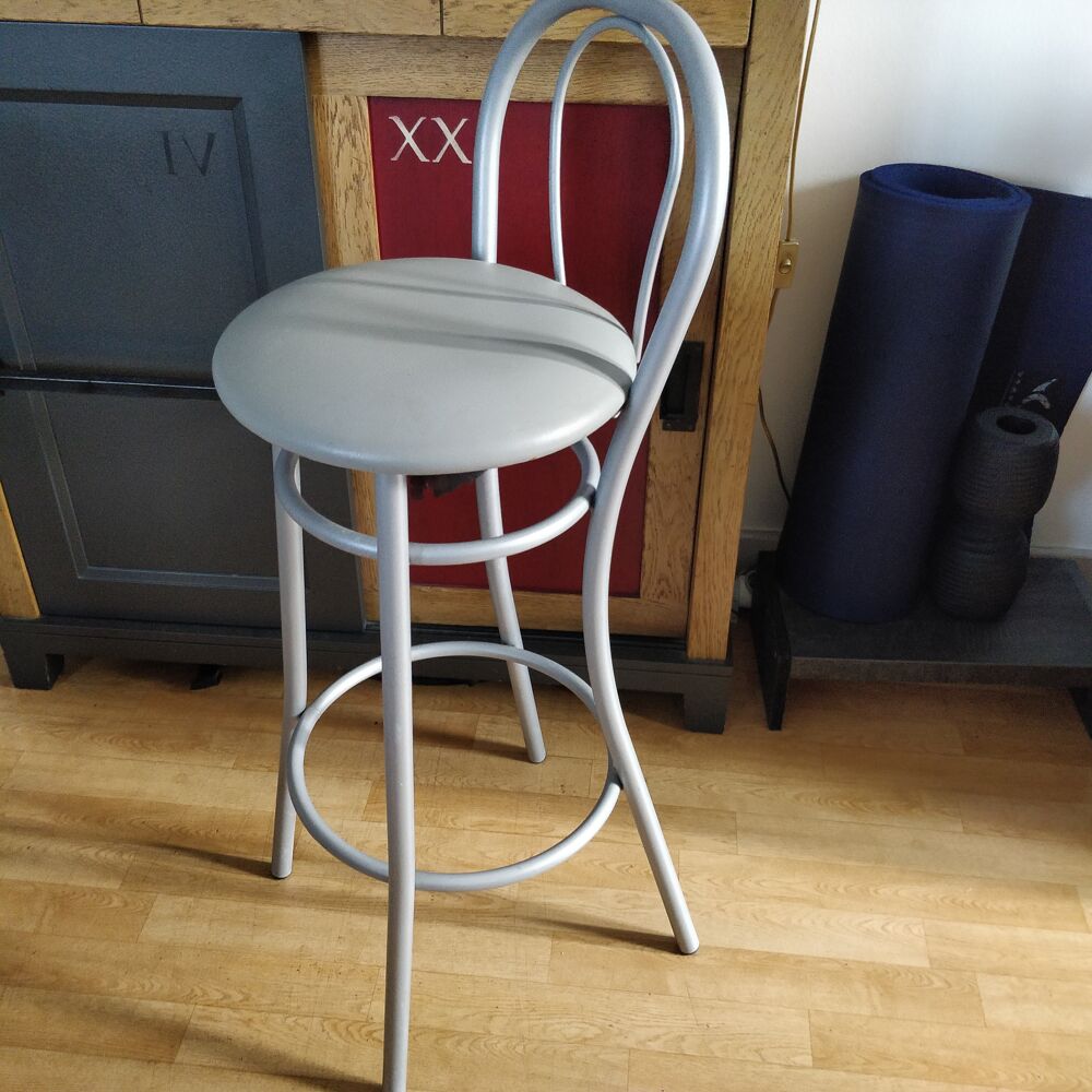 Tabouret de Bar - Haut en &eacute;tat neuf. Meubles