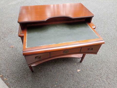 bureau merisier bon état 200 64000 Pau