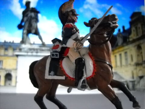 Figurine en plomb du 5 me cuirassiers - 1806 -
9  0 Roanne (42)