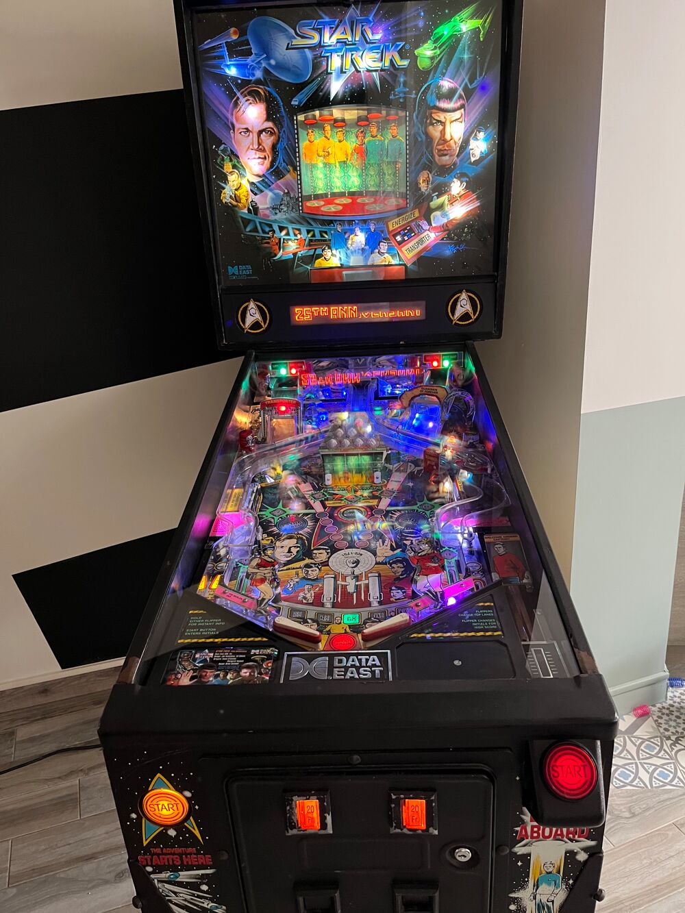 Flipper star trek 25TH anniversaire collector Consoles et jeux vidéos