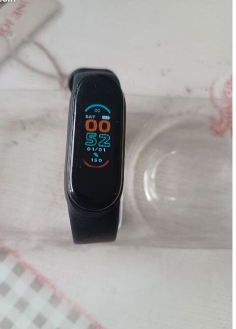 Montre connect�e M6 2 Beaulieu-sur-Loire (45)