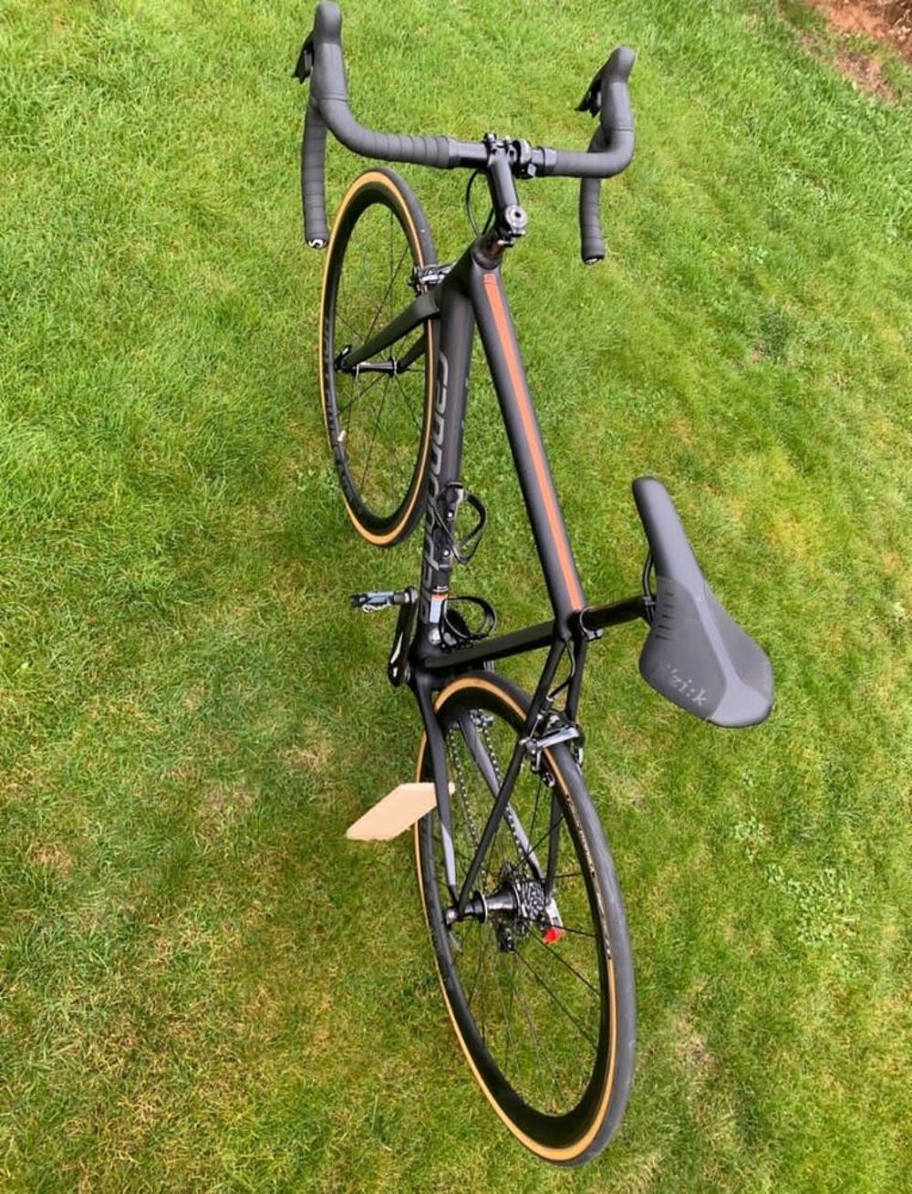 V&eacute;lo de route Cannondale SuperSix EVO Carbon SRAM Red eTap Vélos