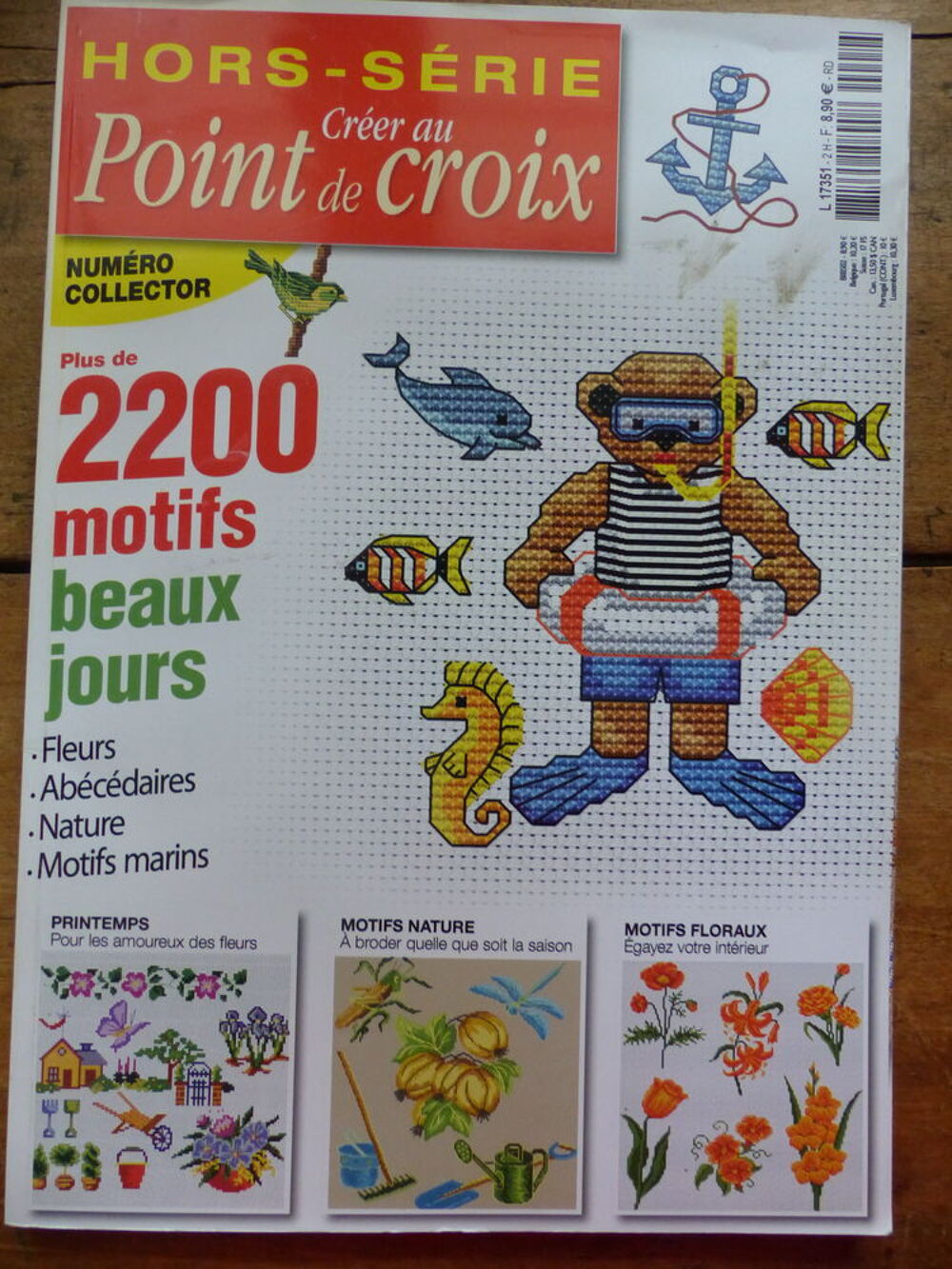 CREER AU POINT DE CROIX - Hors s&eacute;rie - 2200 motifs Livres et BD