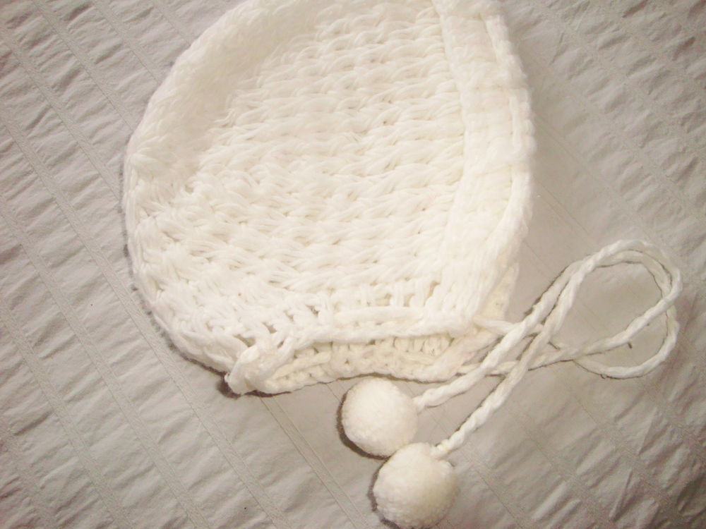 3 pi&egrave;ces veste chaussons et bonnet 1er &acirc;ge Vêtements enfants