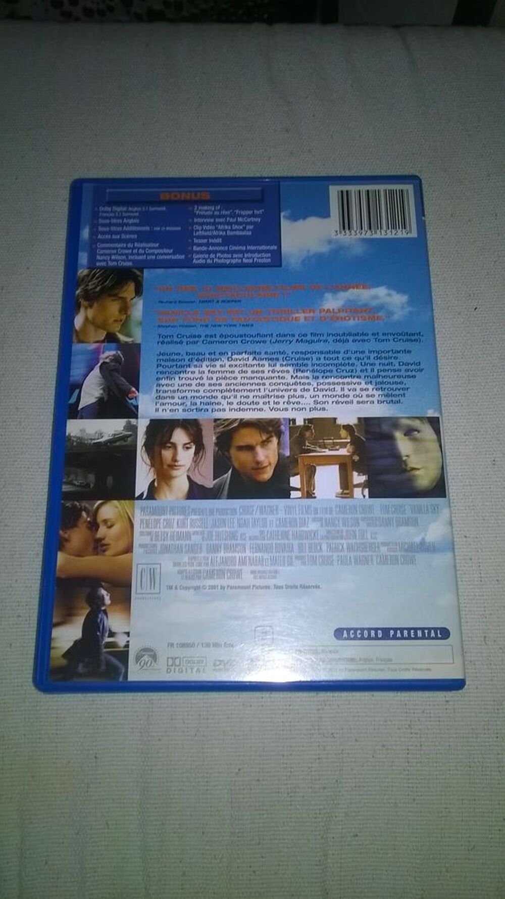 DVD Vanilla Sky
Tom Cruise
2002
Excellent etat
En Fran&ccedil;a DVD et blu-ray