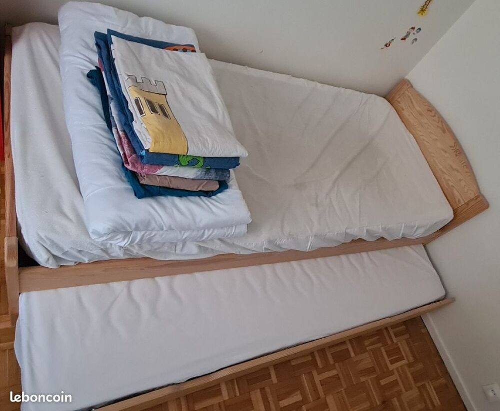 Comme neuf : Lit ado gigogne 90&times;200 + 2 matelas dont 1 latex Meubles