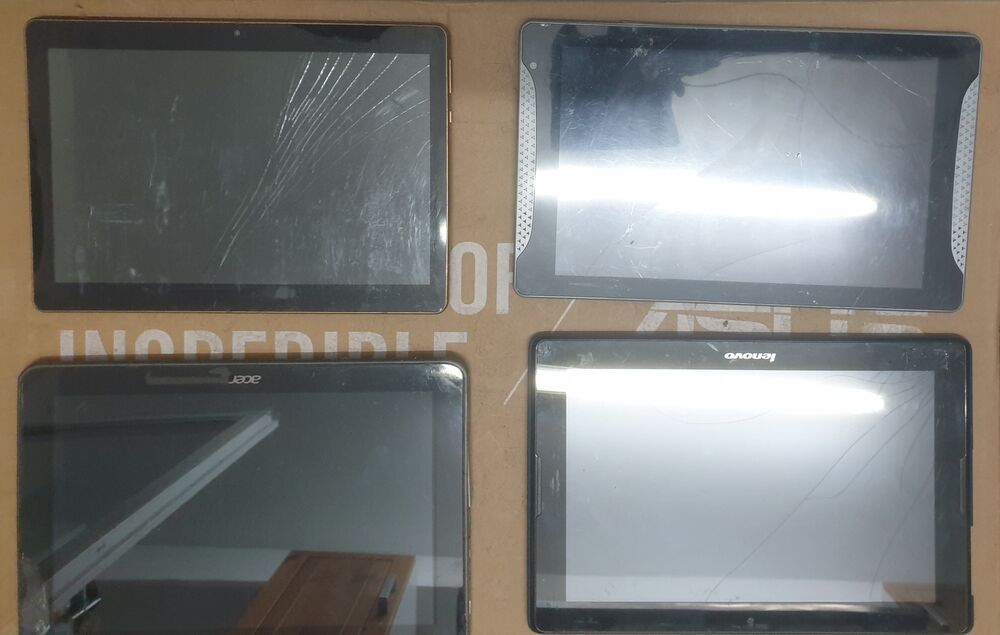 Lot tablettes pour pi&egrave;ces 2 Téléphones et tablettes