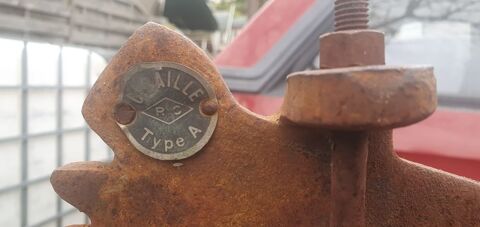 Cisaille sur tréteau metalique 150 Étampes (91)
