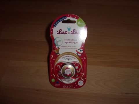 Sucette P�re No�l Luc et L�a (Neuve) 3 Ardoix (07)