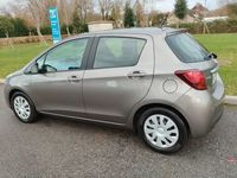 Yaris Hybride 100h Attitude 2016 occasion 28260 Le Mesnil-Simon