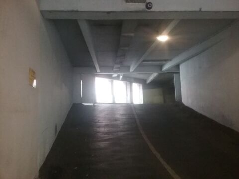  Parking / Garage � louer 10 m�