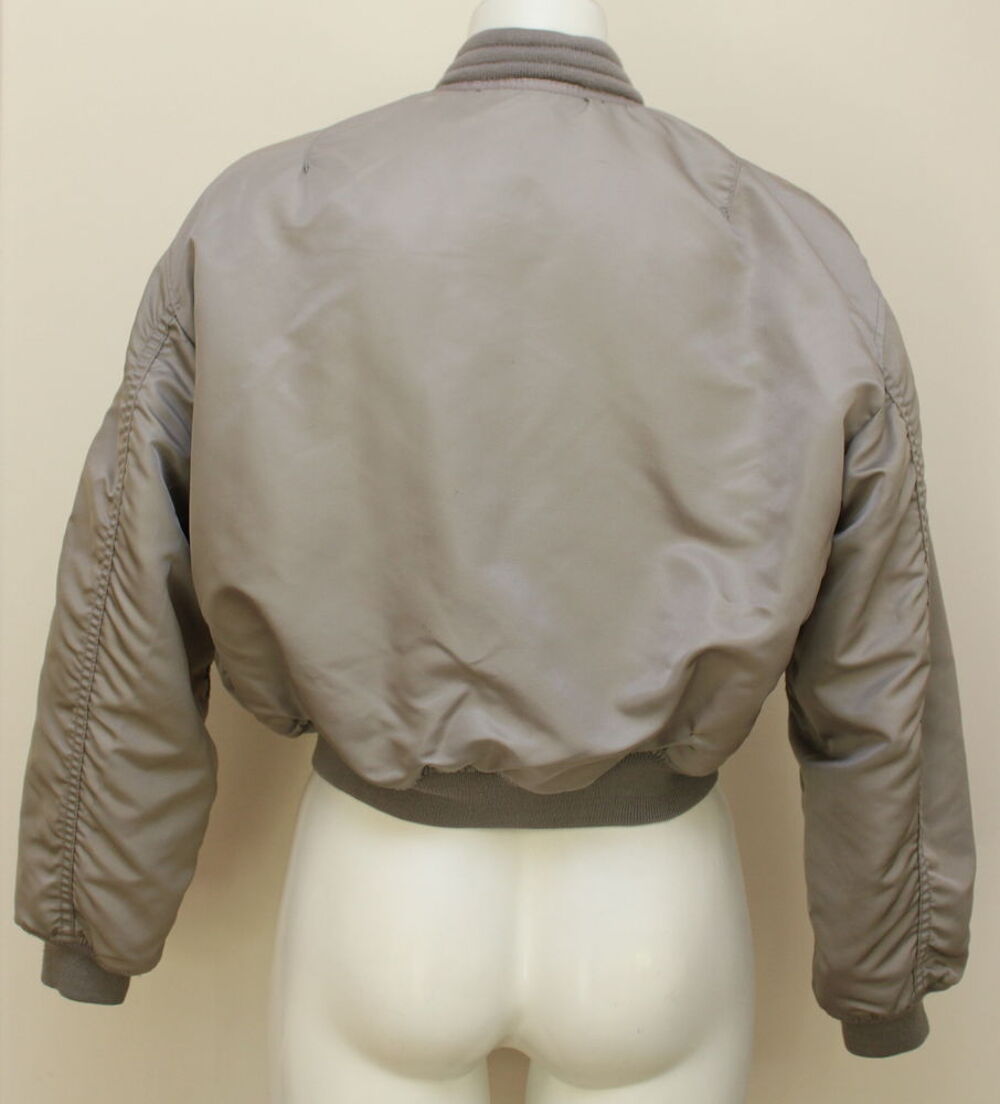 Blouson Bombers gris perle AVIREX T.S vintage 80 Vêtements