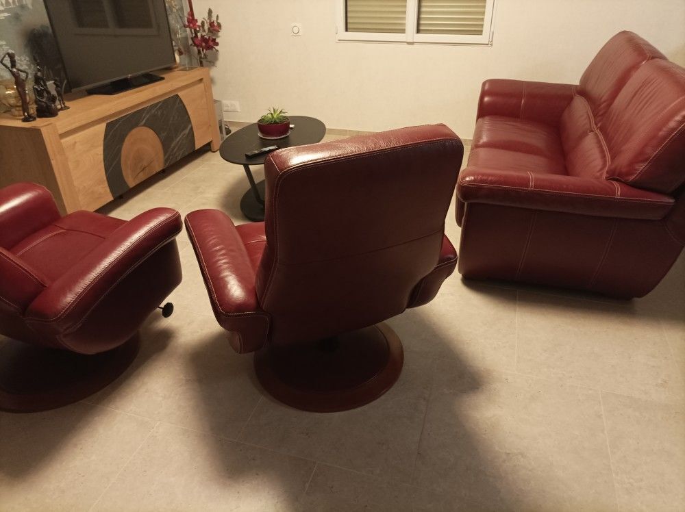 canap&eacute; cuir pleine fleur 2 fauteuils inclinables pivotants Meubles
