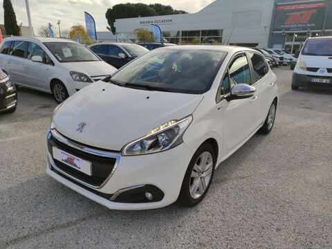 Peugeot 208 1.2 PureTech 82ch BVM5 Style 2016 occasion Le Pradet 83220