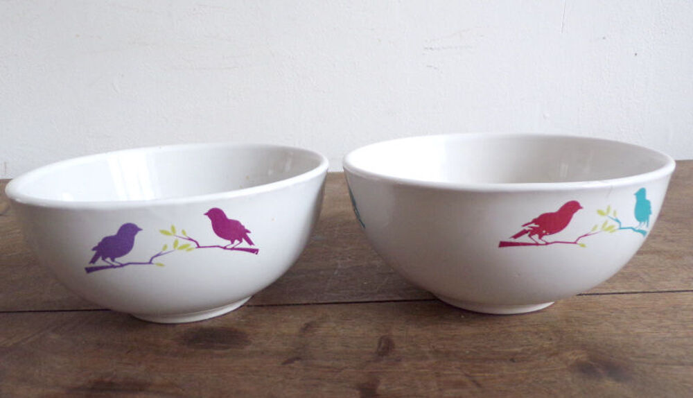 2 bols th&egrave;me oiseaux sur leur branche sign&eacute;s Atmosph&egrave;re Cuisine