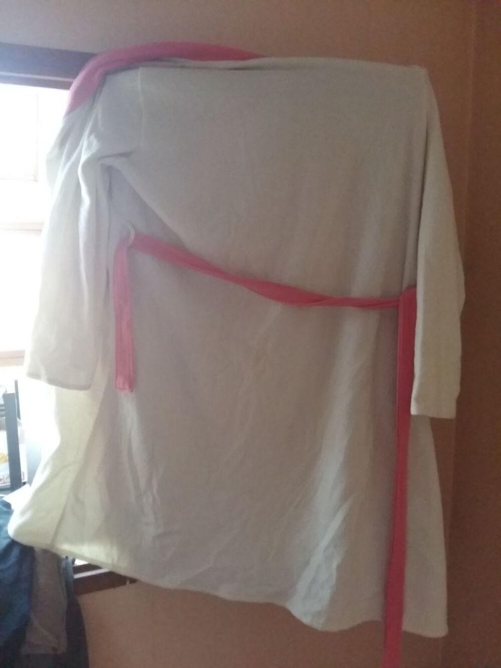 Blouse blanche, peignoir, tablier plastique Vêtements