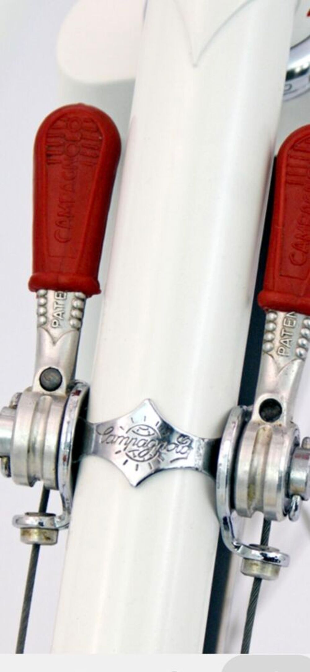 CAOUTCHOUC CAMPAGNOLO POUR MANETTE Vélos