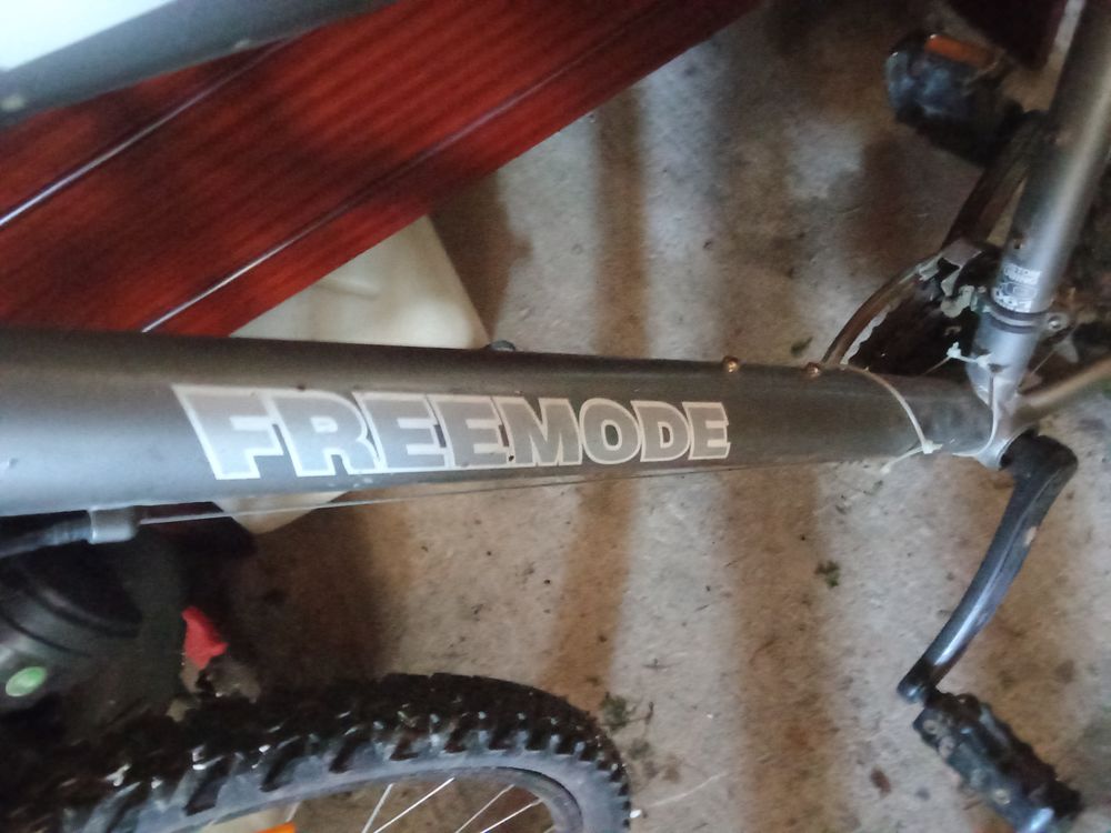 vtt 26 pouce freins a disque Vélos