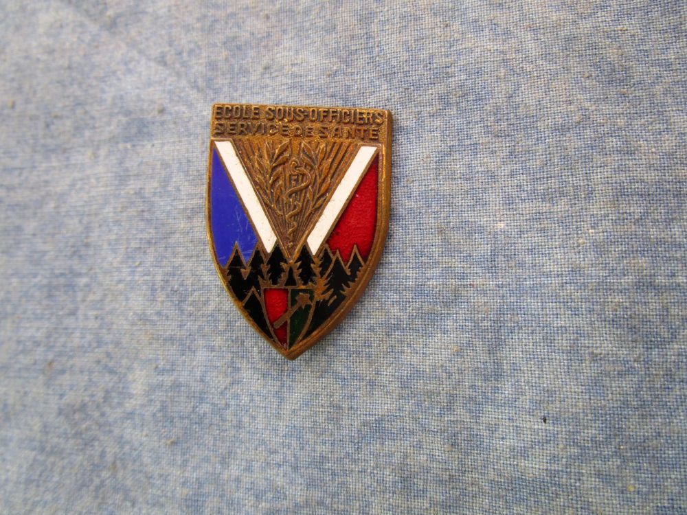 insigne militaire sant&eacute; 