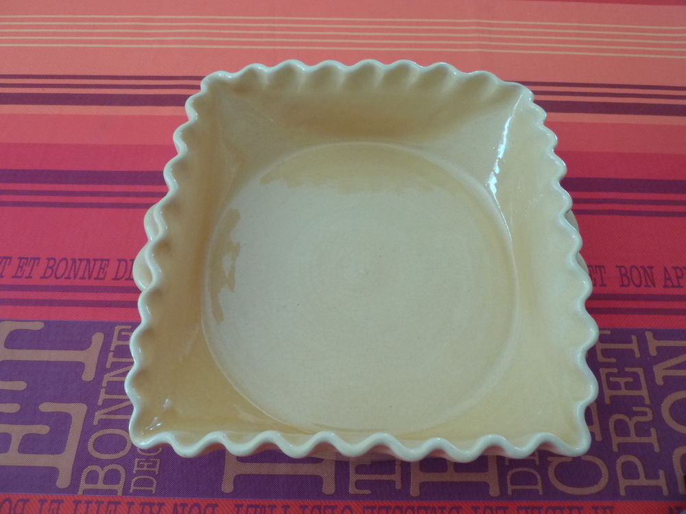 Plat d&eacute;coration style proven&ccedil;al Electroménager
