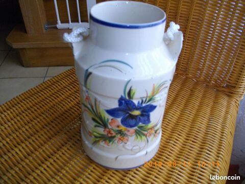 Pot ou vase Perros-Guirec (22)