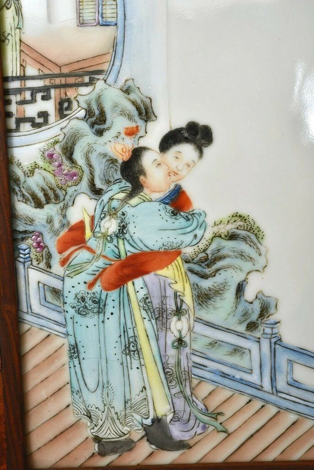 PLAQUE CHINOISE AVEC CADRE 2 FEMMES 