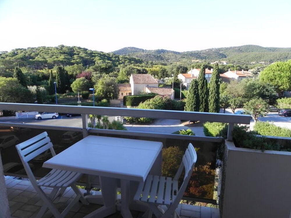   STUDIO A BORMES LES MIMOSAS Provence-Alpes-Côte d'Azur, Bormes-les-Mimosas (83230)
