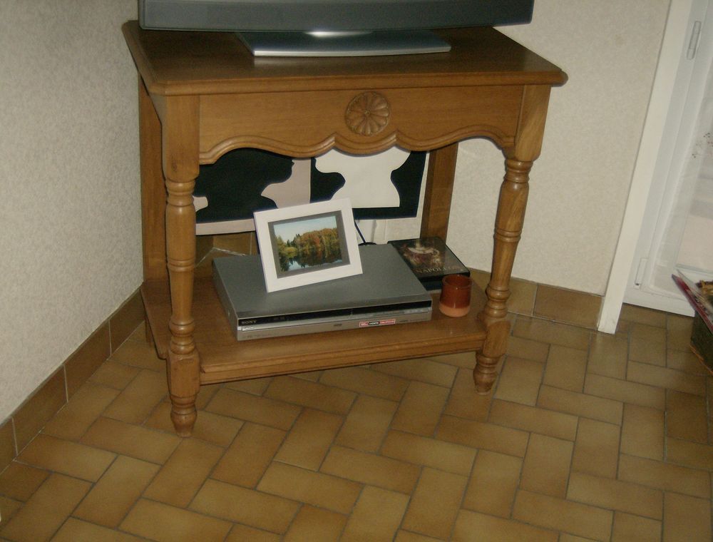 Salle &agrave; manger en ch&ecirc;ne massif Meubles