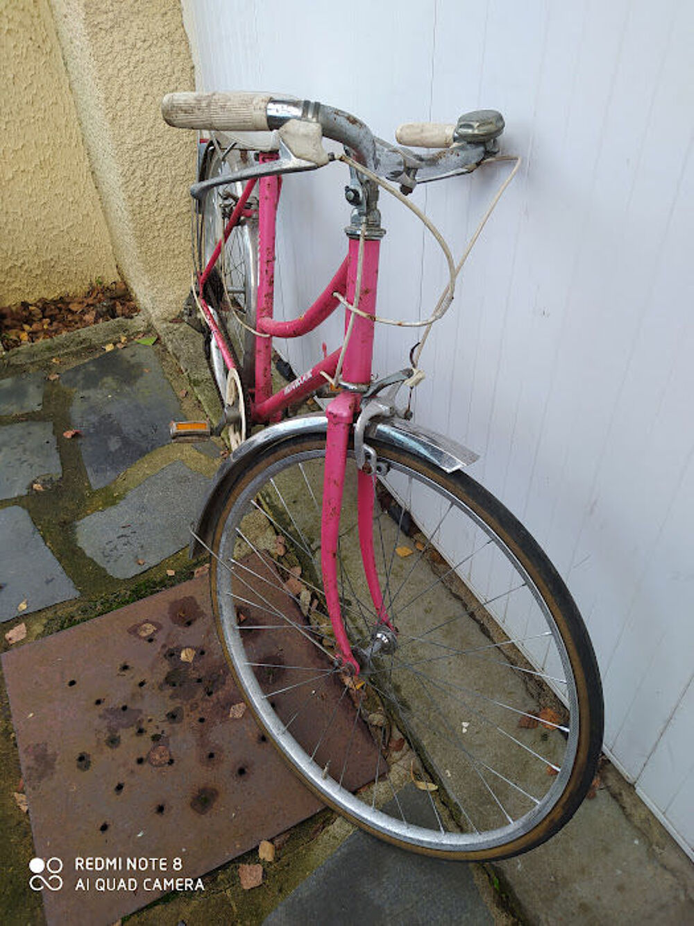 V&eacute;lo vintage fille ou femme Motob&eacute;cane Vélos